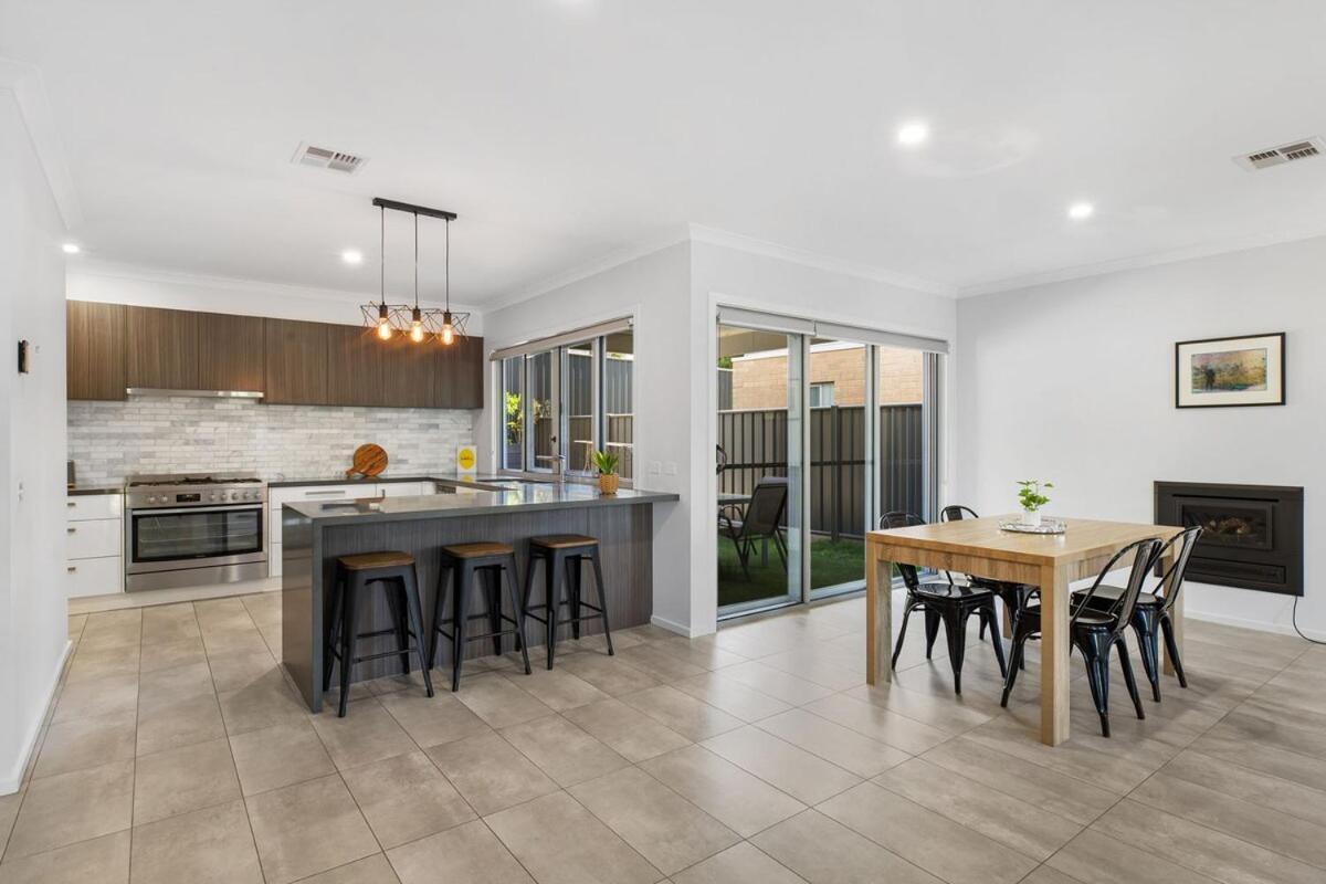 Bendigo Signature Accommodation On Honeysuckle ภายนอก รูปภาพ